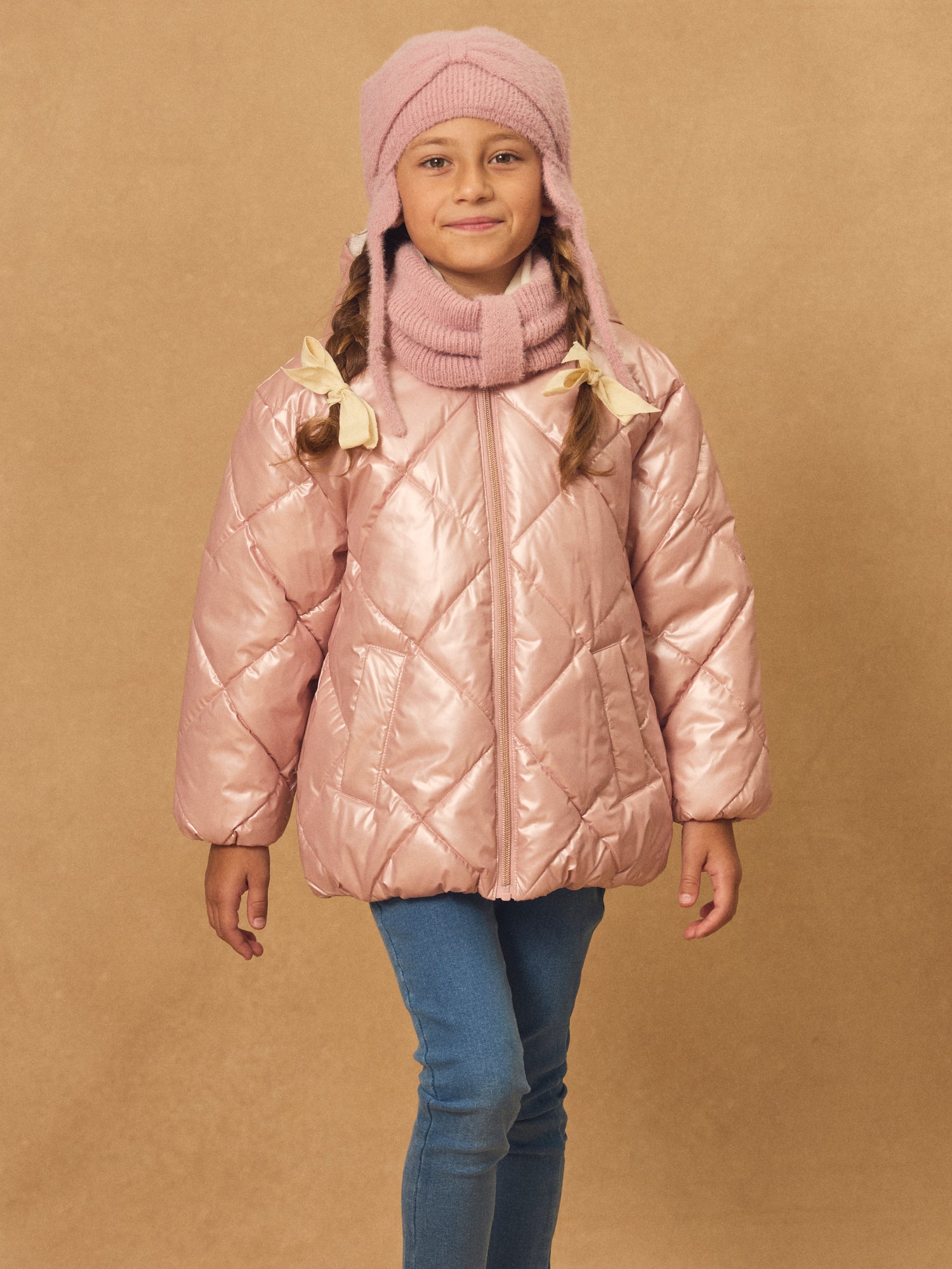 tmp/68893507776/products/5c96faf0-61a2-481b-89b9-d243e37dd3d9/25H4PFF2SNO_303_3dfb8a752-faf0-4c6e-8271-841b3b081525.jpg