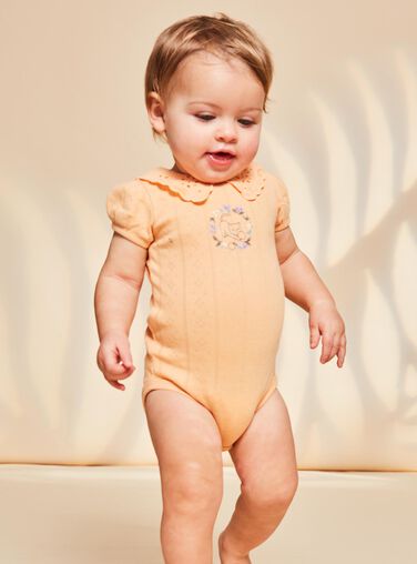 Pyjama bébé fille en velours jaune paille, collerette en voile